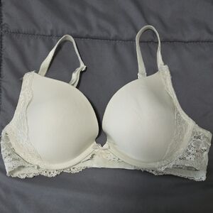 Victoria's Secret Dream Angels Push Up White Lace T-Shirt Bra